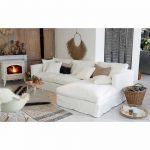soffa med divan i vit färg
